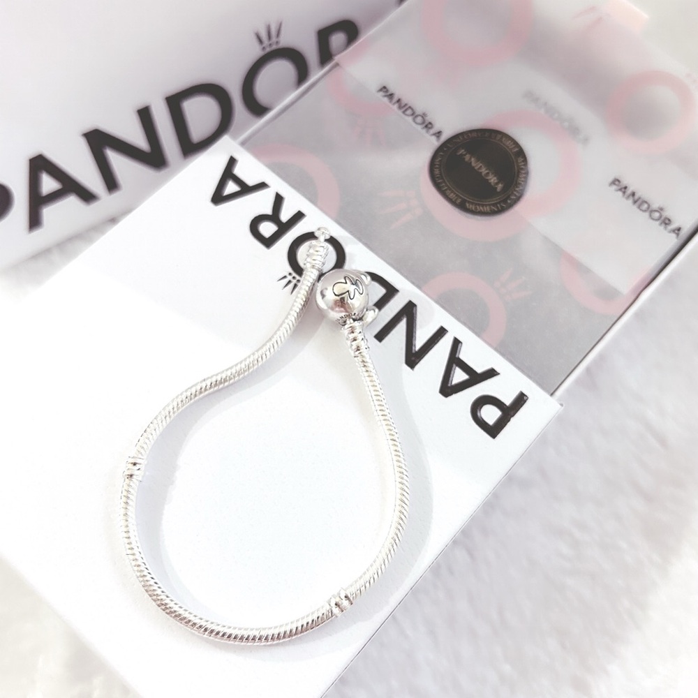 PANDORA Disney Stitch Snake Chain Bracelet (21cm|8.3”) w/box - Picture 6 of 11